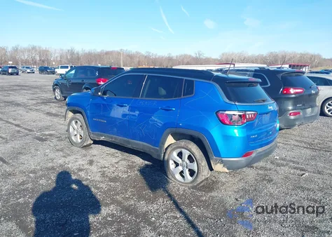 2018 Jeep Compass Latitude 4X4 из США, поврежденный, VIN 3C4NJDBB3JT167790